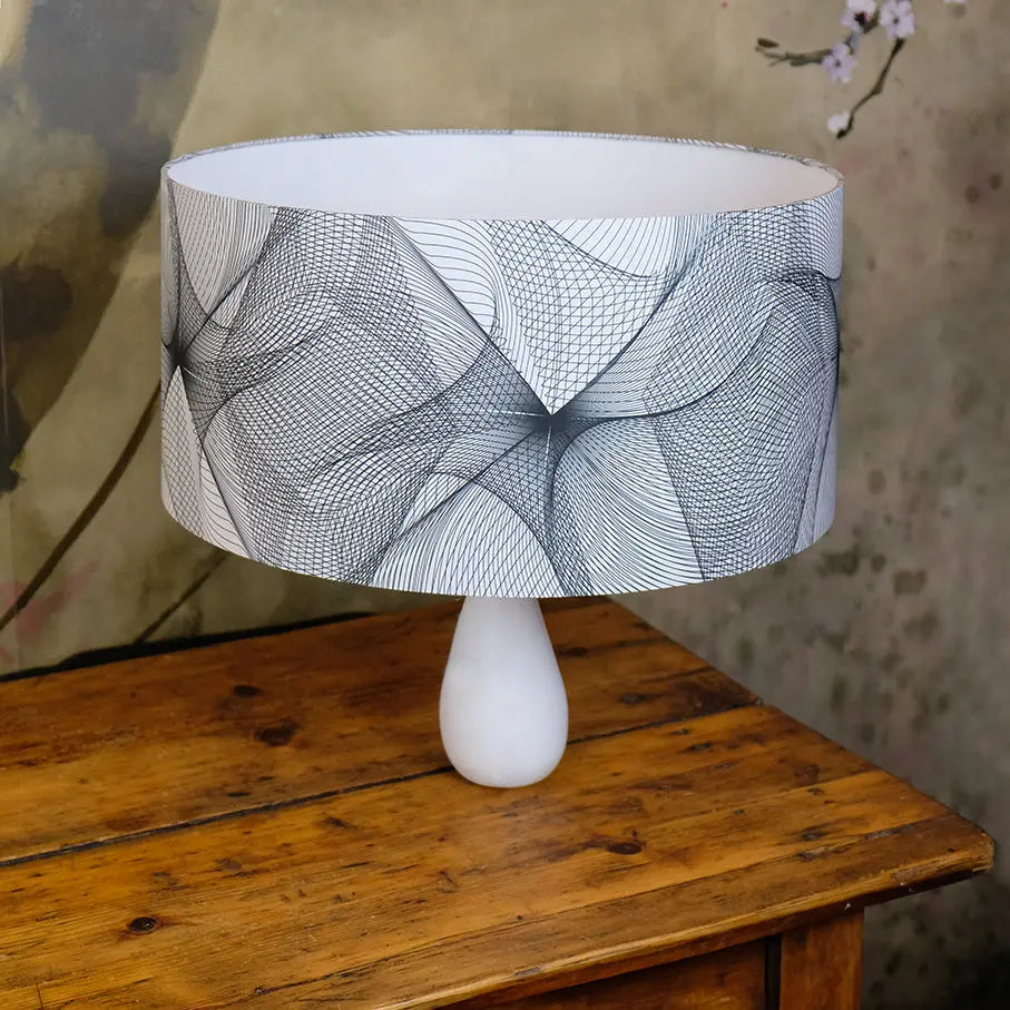 Lampenschirm „Blüte“ – Kunstvolles Design von YAGEMEDIA