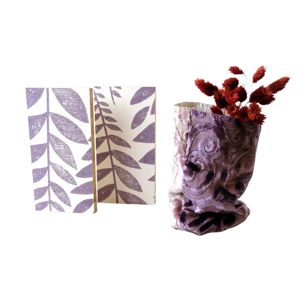 Set Tapetenbilder und Stoffvase „Flieder“ – Kreative Wohnaccessoires in harmonischem Design
