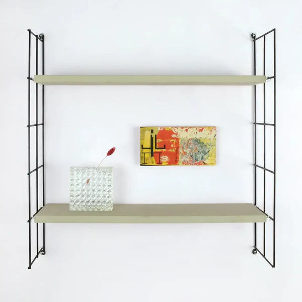 YAGEMEDIA Grafik „Typo-Bild 1/7“ – Typografische Eleganz auf Birkenholz