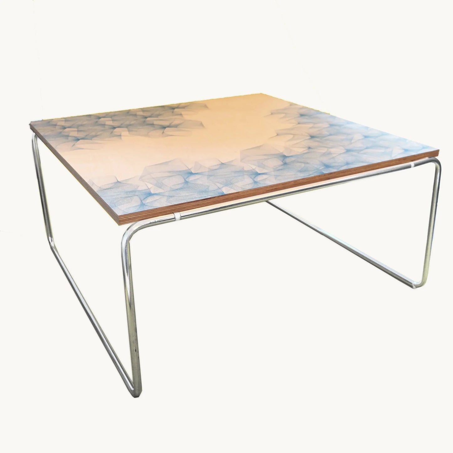Tisch eckig „Blüte“ – Stilvolles Design trifft moderne Kunst