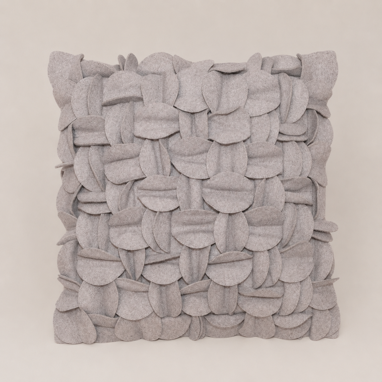 Strukturkissen_dRT_GL1 ca. 42 × 42 cm