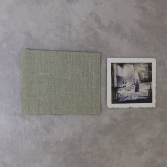 YAGEMEDIA Polaroid „Femme Fatal“ – Material Mix