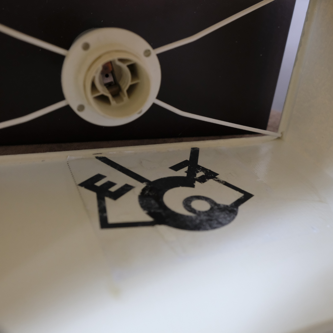 „Poptical Type“ – Leuchtendes Design trifft Buchstabenkunst